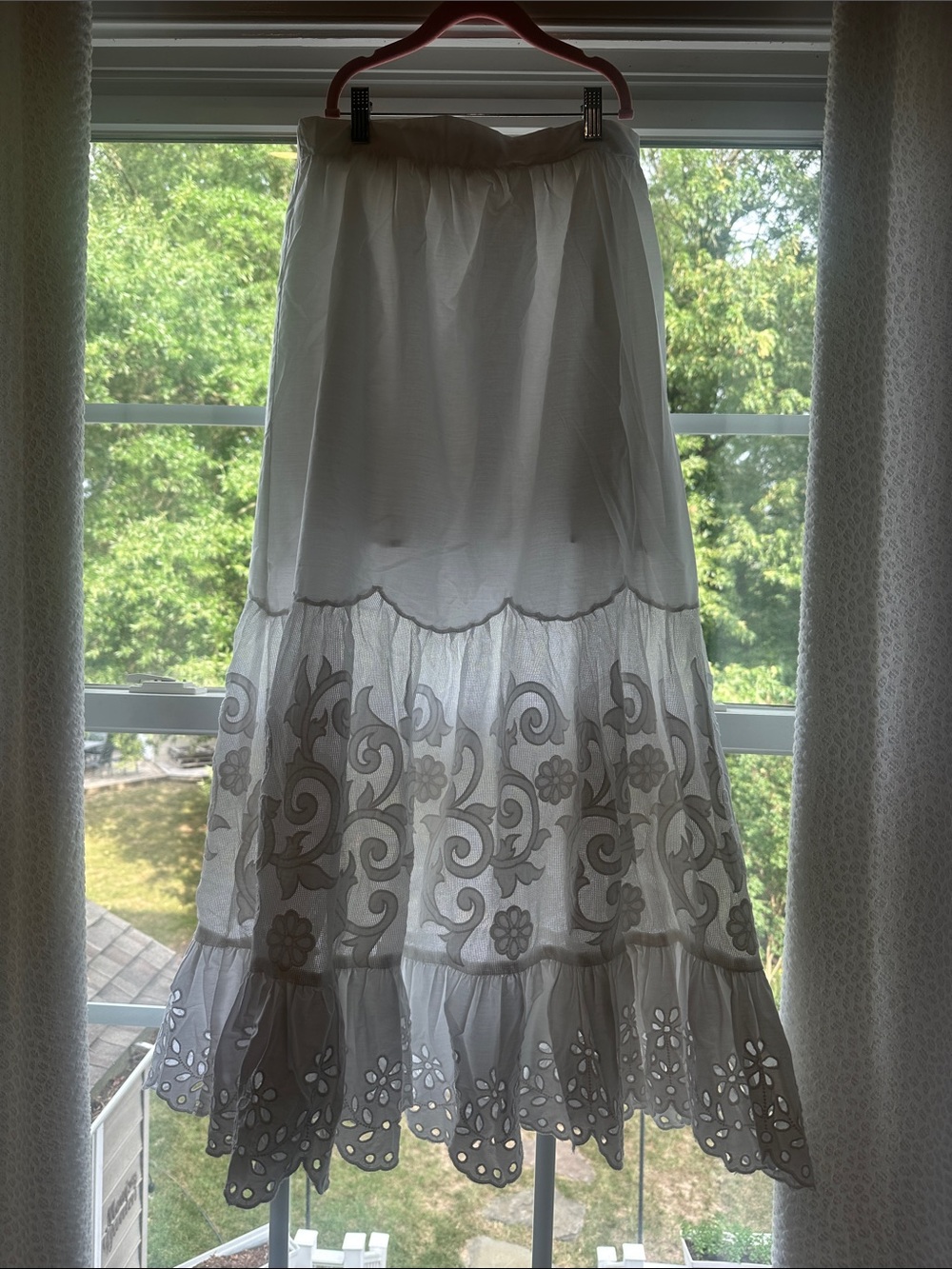 Abercrombie & Fitch white embroidered Elastic-Waist Skirt